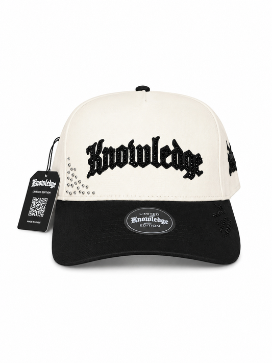 Gorra Exclusiva 'Black And White'.